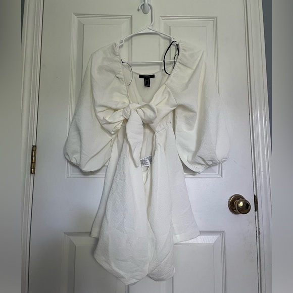 Forever 21 Cutout Tie-Front Romper in Vanilla - Picture 4 of 5